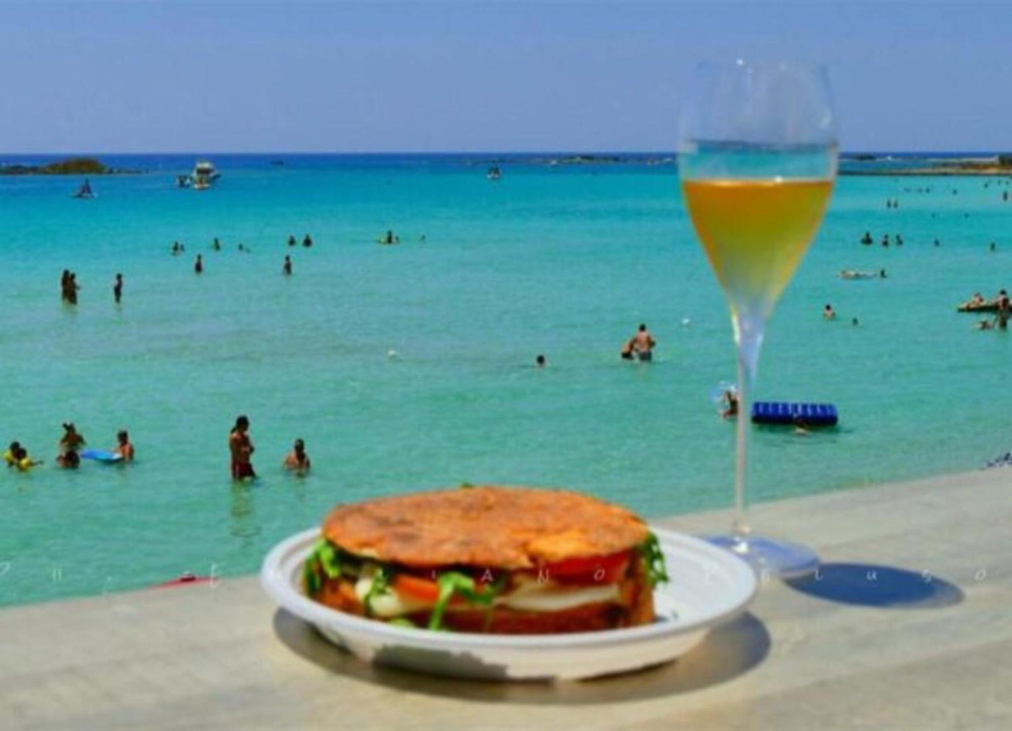 The Sea View Panoramic Villa Porto Cesareo Exterior photo